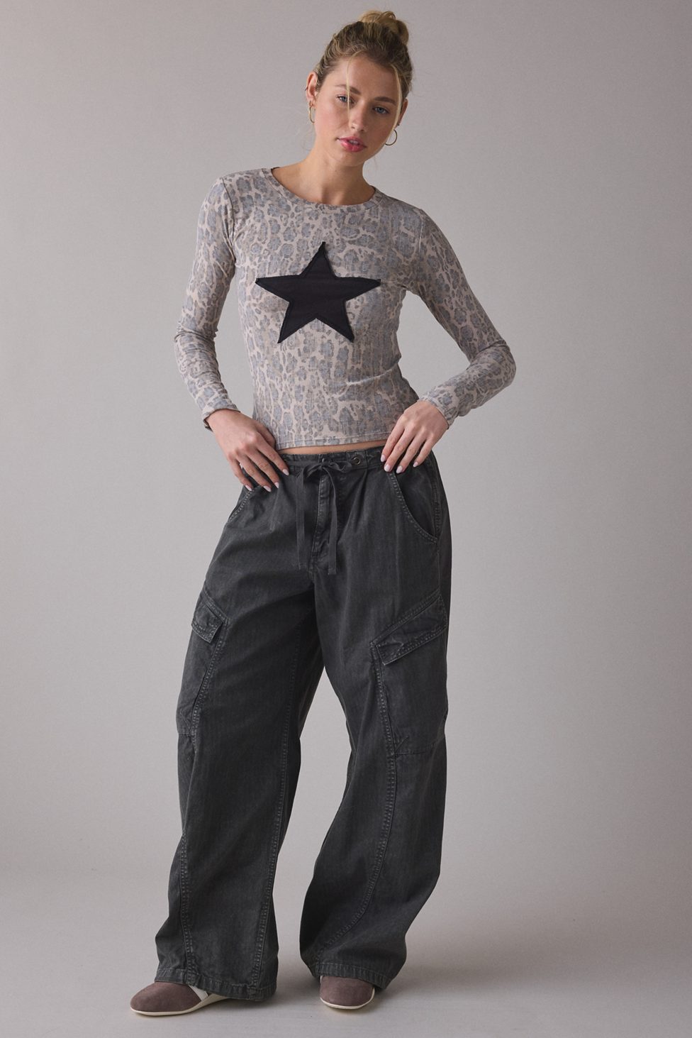 BDG Star Applique Graphic Leopard Print Long Sleeve Spill The Tee - Leopard Print