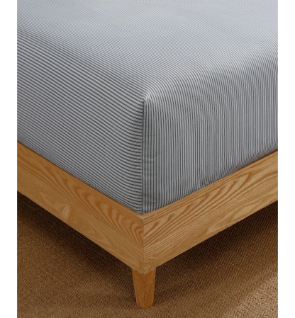 Tommy Hilfiger Essentials Solid Cotton Percale Fitted Sheets - White, Navy