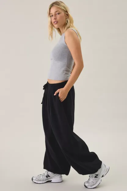 Out From Under Slow Motion Baggy Balloon Sweatpants - Black