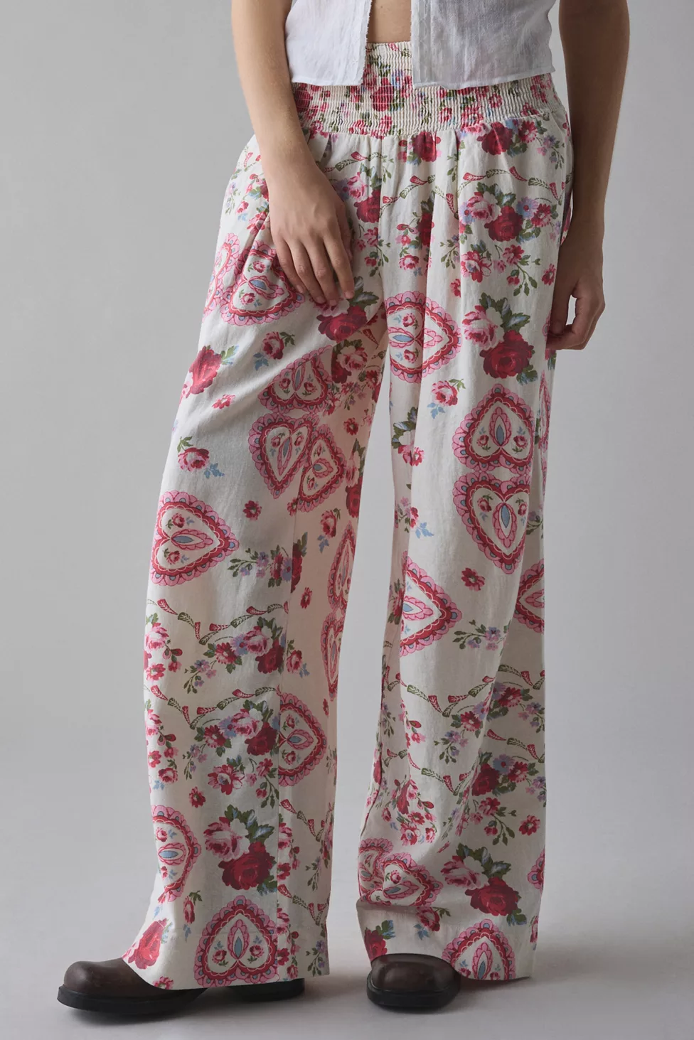 Kimchi Blue Caroline Smocked Wide Leg Linen-Blend Pants - Cabbage Rose