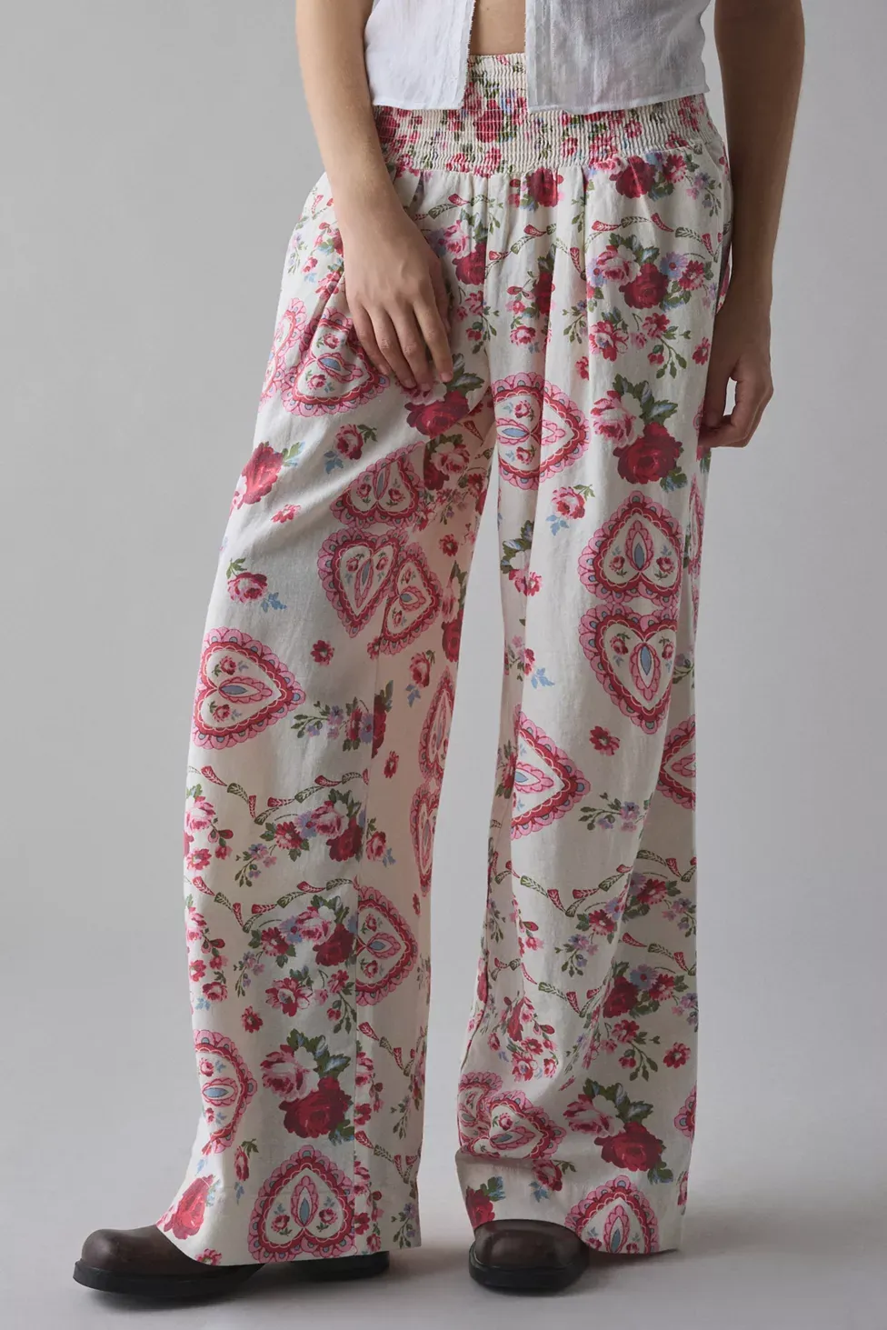 Kimchi Blue Caroline Smocked Wide Leg Linen-Blend Pants - Cabbage Rose