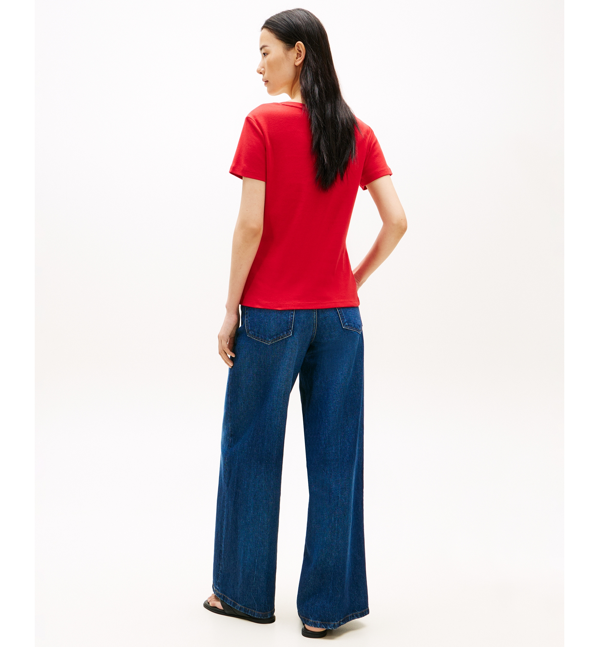 Tommy Hilfiger Women's Rib Slim V-Neck Short-Sleeve T-Shirt - Primary Red