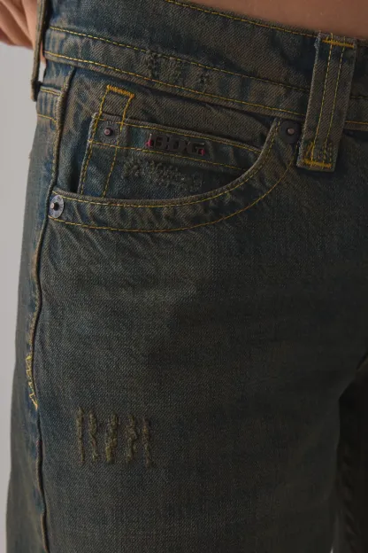 BDG Kayla Wash Effect Low-Rise Jeans - Brown Wash
