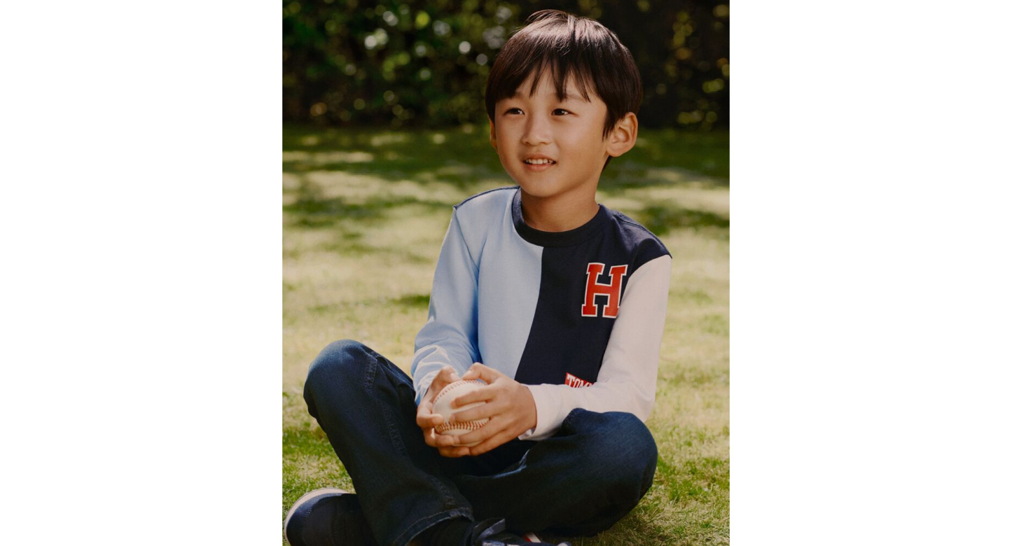 Tommy Hilfiger Boys' 2T-7 Stacked Logo Long-Sleeve T-Shirt - Navy Blazer