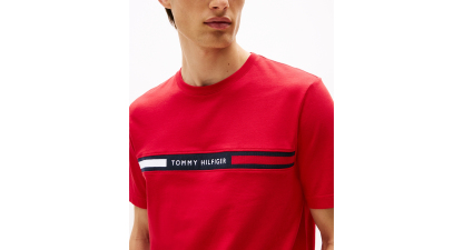 Tommy Hilfiger Men's Chest Insert Logo T-Shirt - Medium Red