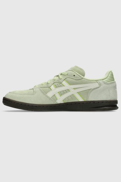 ASICS Skyhand OG Suede Sportstyle Sneakers - Dried Herb/Ivory