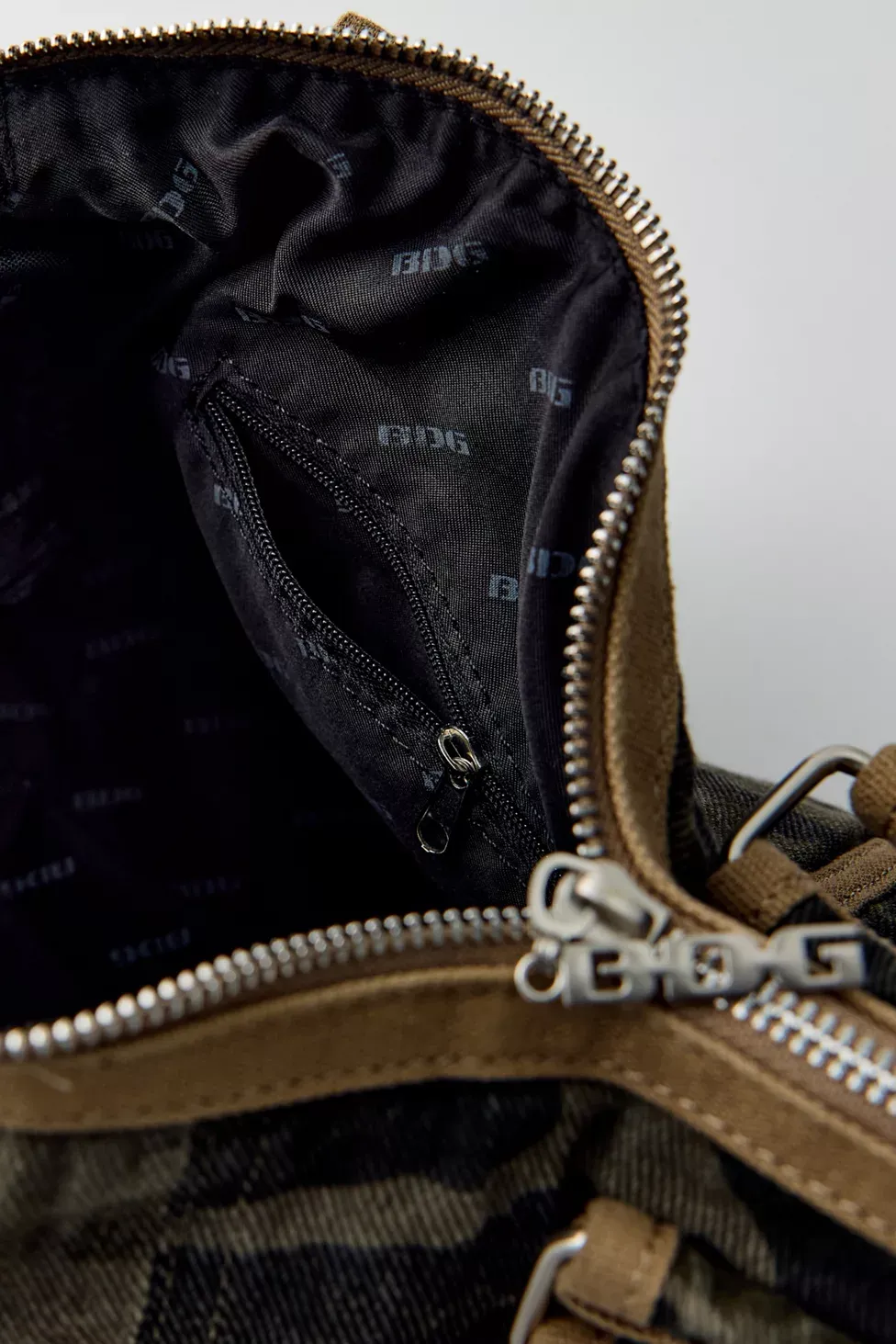 BDG Mixed Medium Charm Shoulder Bag - Camo