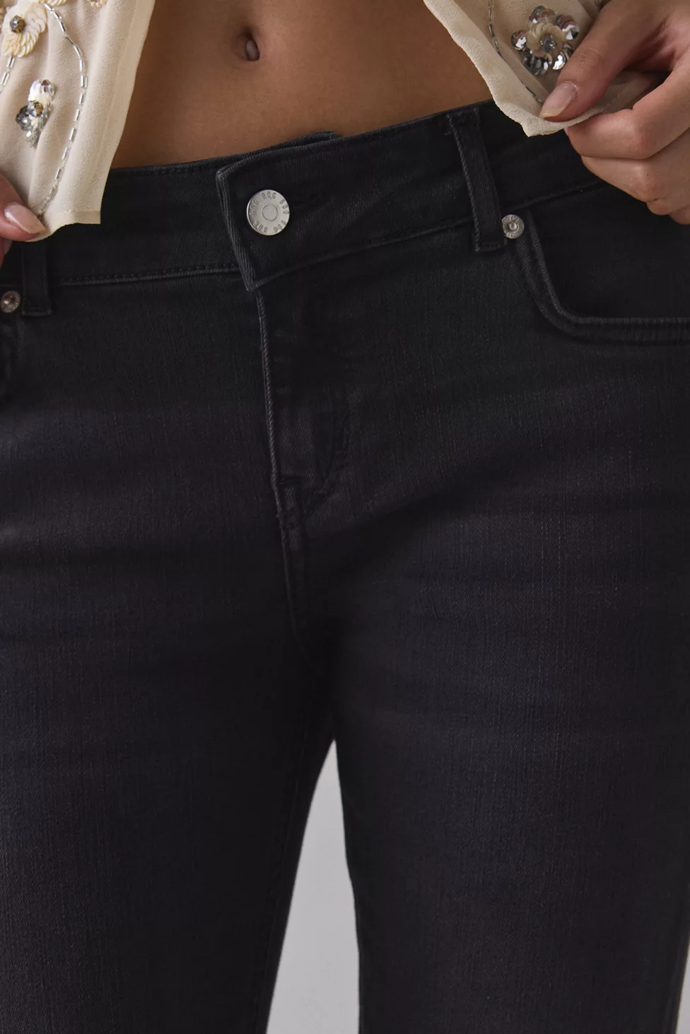 BDG Skylar Low-Rise Skinny Jeans - Black
