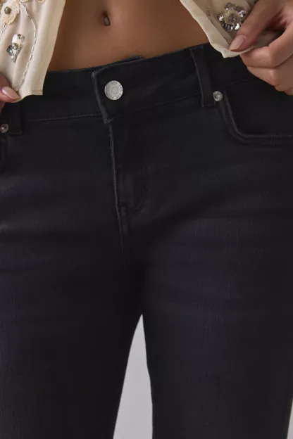 BDG Skylar Low-Rise Skinny Jeans - Black