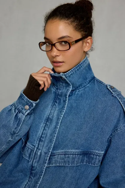 Azalea Wang UO Exclusive Narelle Oversized Denim Bomber Jacket - Indigo