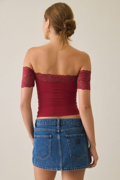 Kimchi Blue Noa Lace Trim Off-The-Shoulder Top - Red