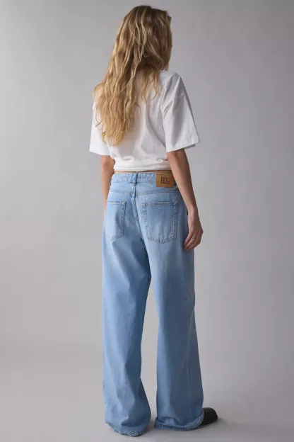 BDG Ozzy Loose Jeans - Light Blue