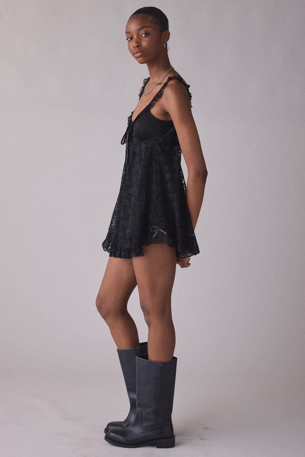 UO Primrose Lace Babydoll Romper - Black
