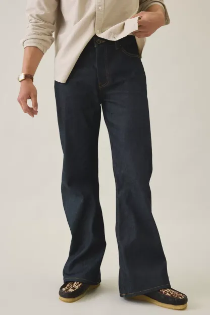 BDG Slacker Premium Selvedge Relaxed Flare Jeans - Vintage Denim Dark