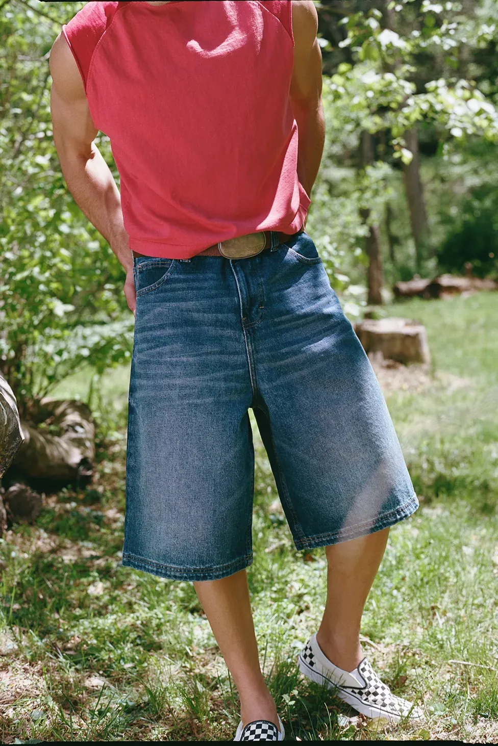 BDG Astro Baggy Washed Denim Jorts - Vintage Denim Medium