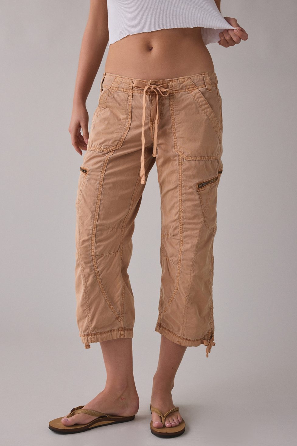 BDG Sidekick Crop Cotton Utility Pants - Peach