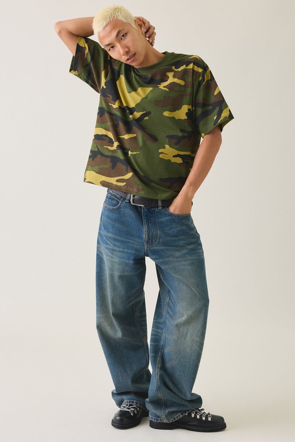 Shaka Wear 7.5oz Heavyweight Cropped Tee - Camo