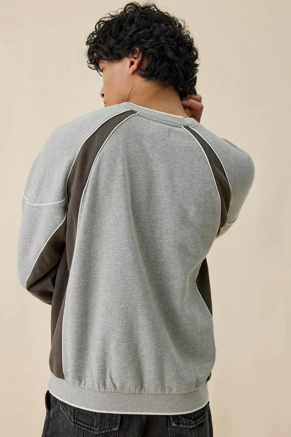 iets frans… Sporty Paneled Crew Neck Sweatshirt - Grey