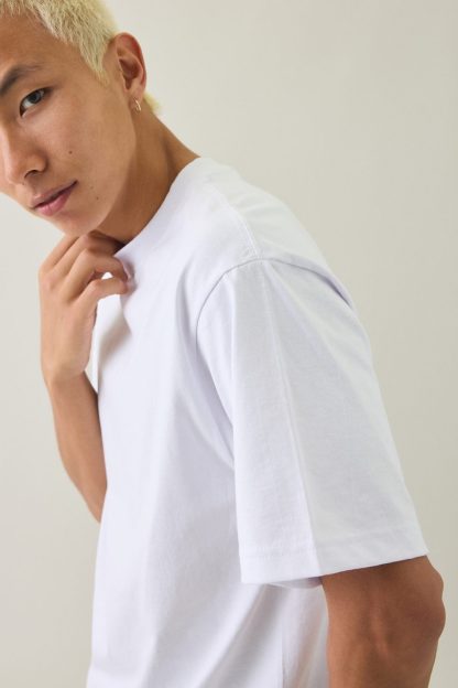 Shaka Wear 7.5oz Heavyweight Cropped Tee - White