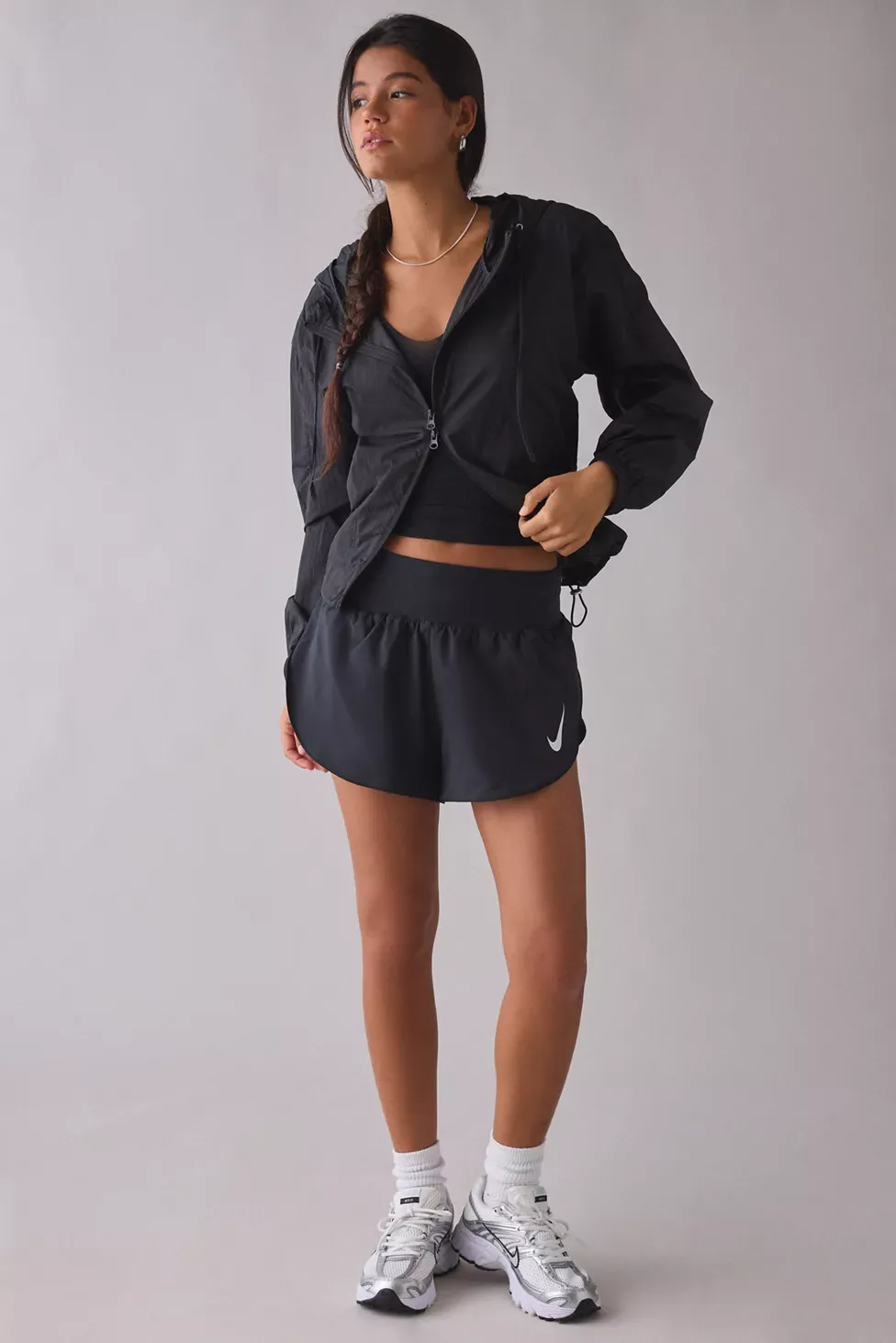 Nike Dri-FIT Tempo Flow Swoosh Mid-Rise Shorts - Black