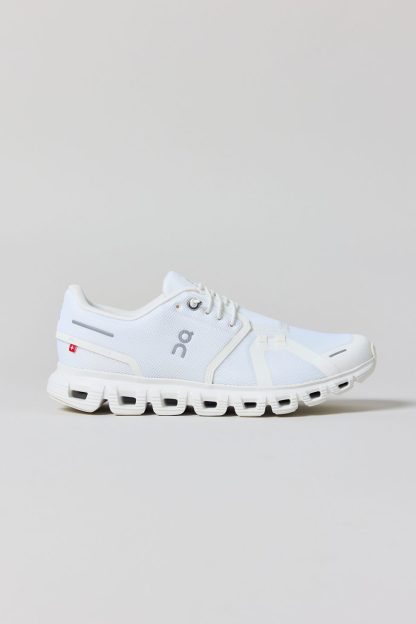On Men's Cloud 6 Sneakers - White | White