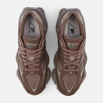 9060 Cortado with dockside