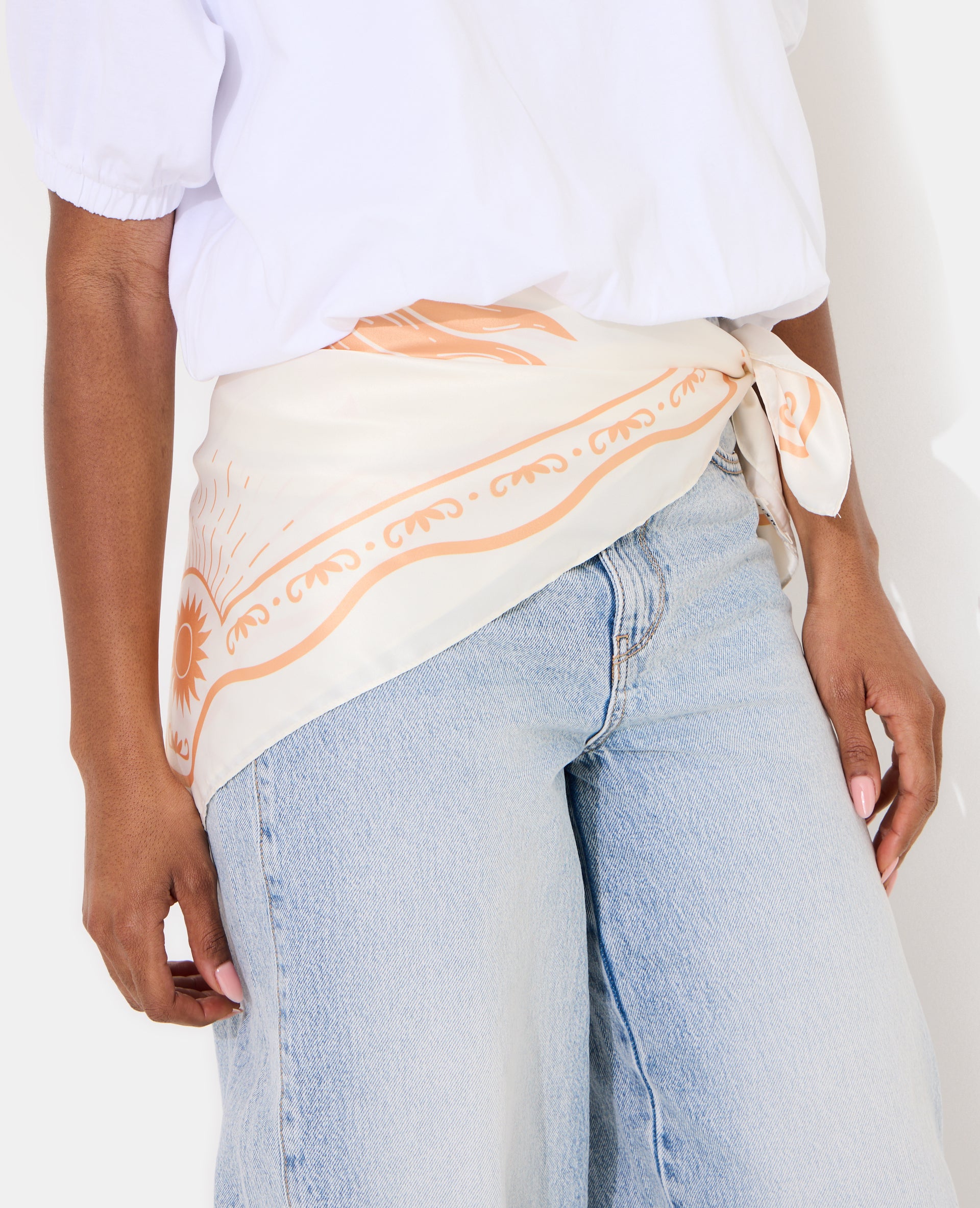 Foulard Soleil en satin