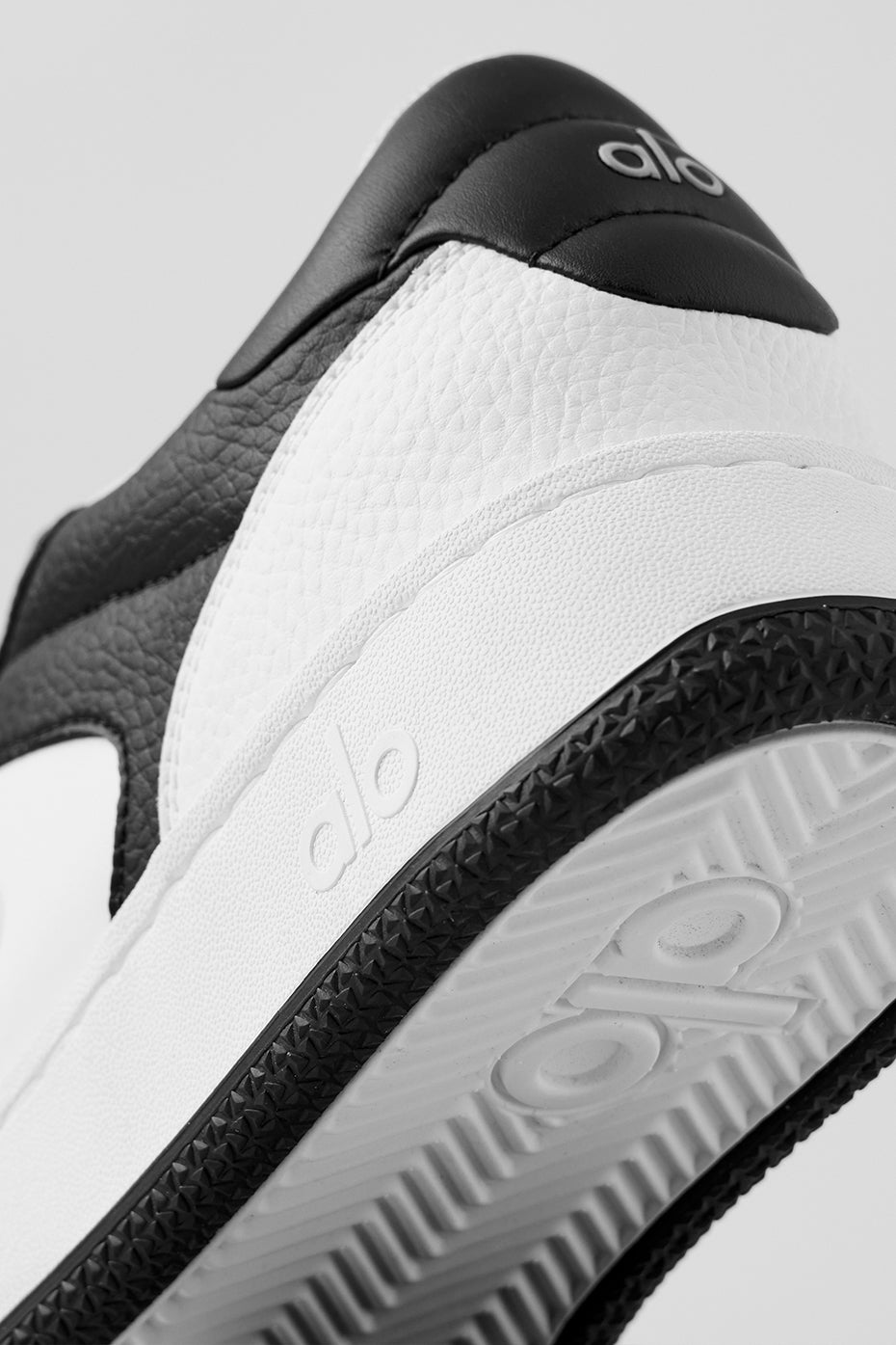 Athtlo Recovery Mode Sneaker