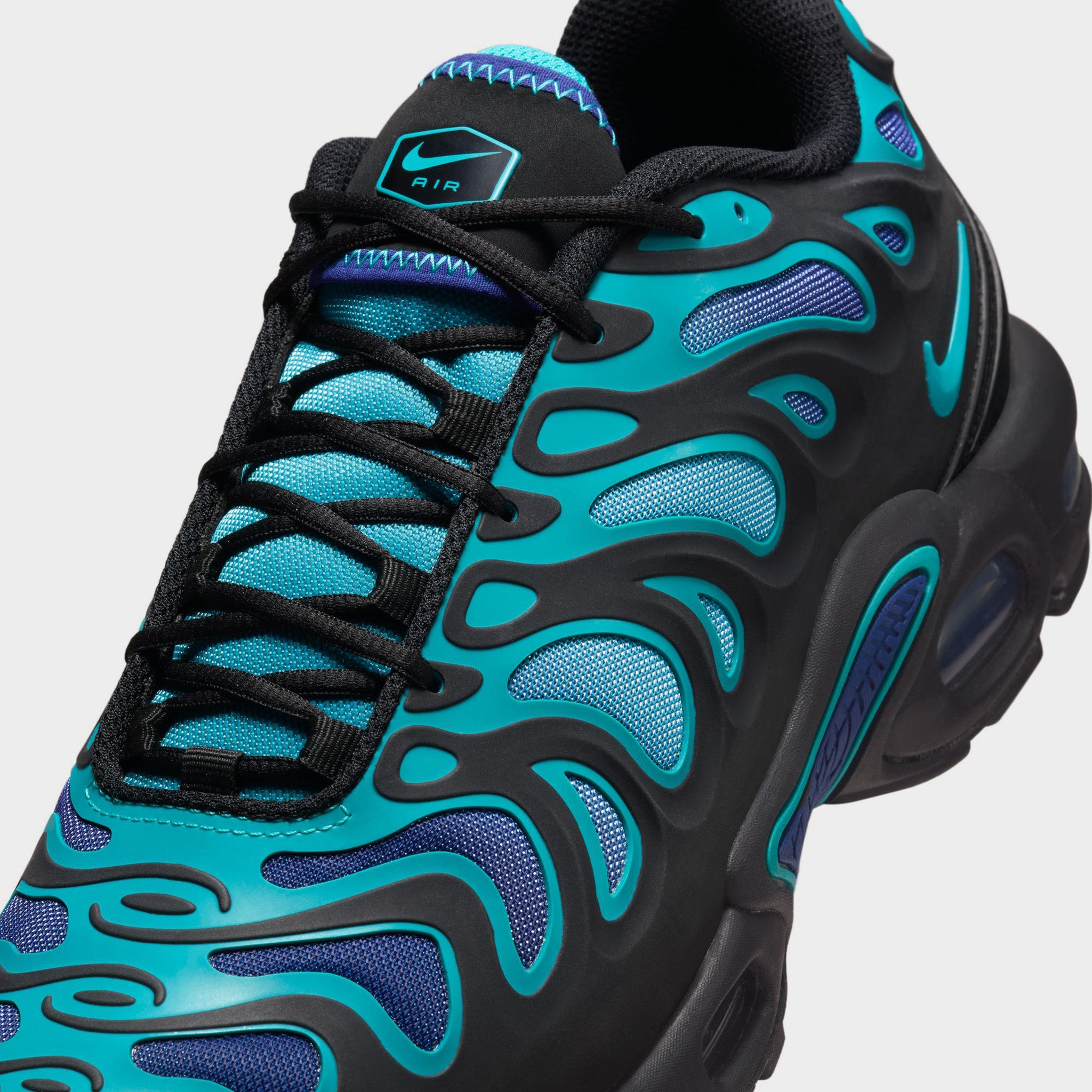 nithtke Air Max Plus Drift Black / Persian Violet - Dusty Cactus