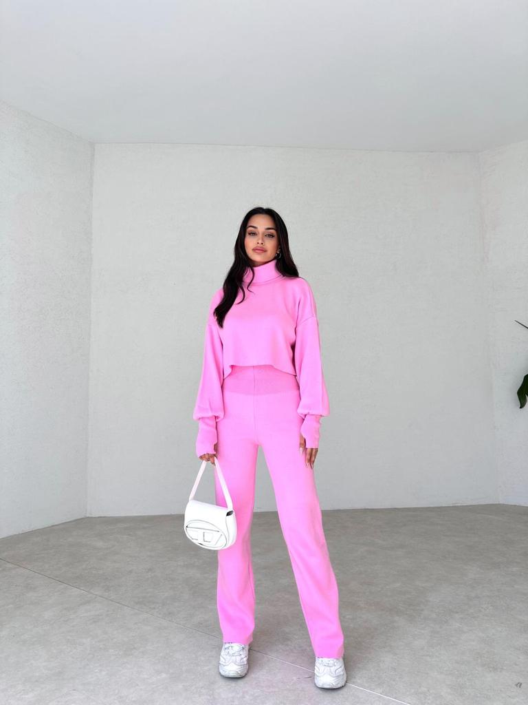 Turtleneck Glove Knit Suit