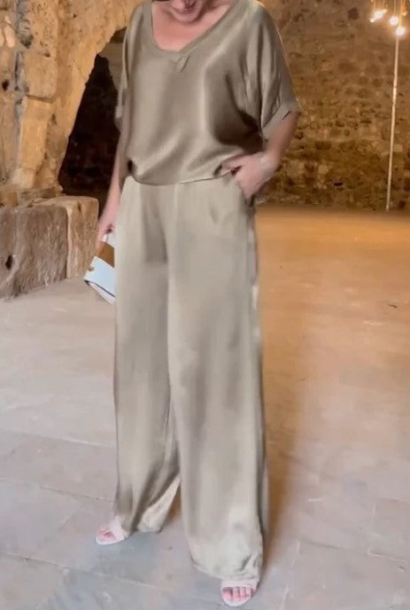 VIRGINIA™ | Elegant Satin Jumpsuit