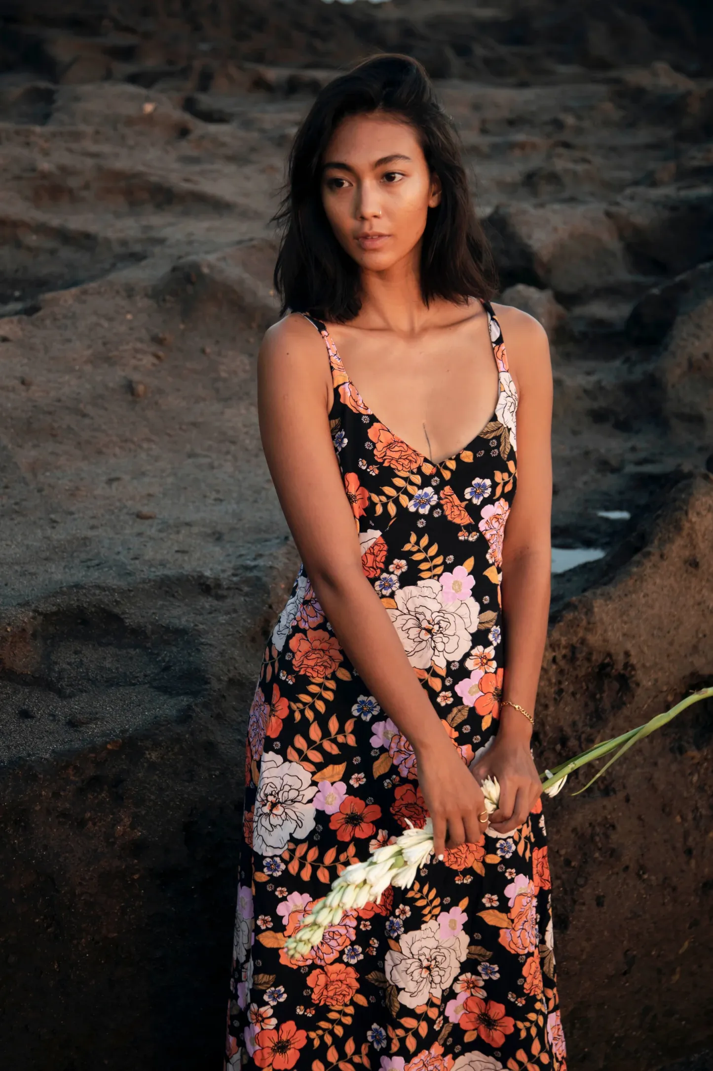 Gardenia Black Midi Dress