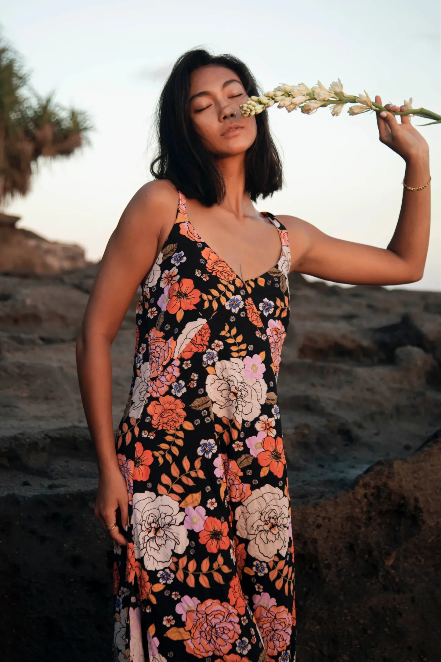 Gardenia Black Midi Dress