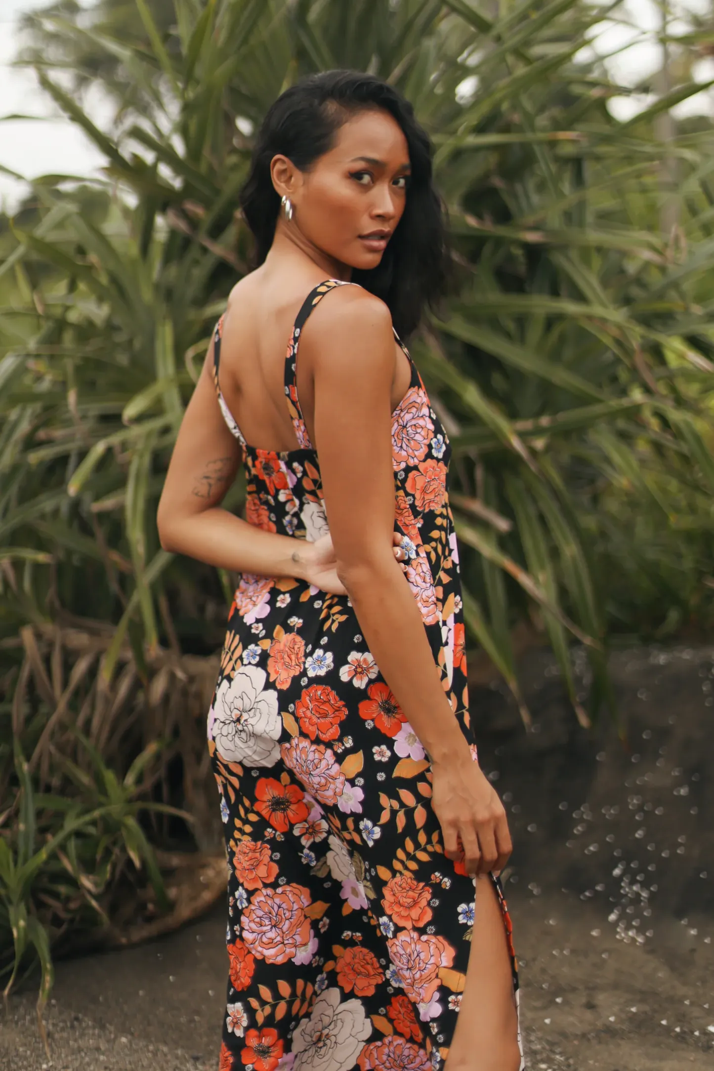 Gardenia Black Midi Dress