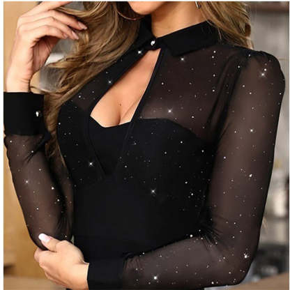 Φόρεμα Stevie Mesh με γκλίτερ ύφασμα και κοψίματα στο λαιμό, μακρυμάνικο και ελαστικό μίνι φόρεμα