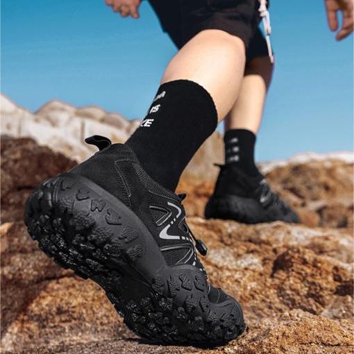 【🎁Dnešní 50% sleva - nenechte si ji ujít】Ergonomický design - nové outdoorové protiskluzové pánské turistické boty z roku 2025👞