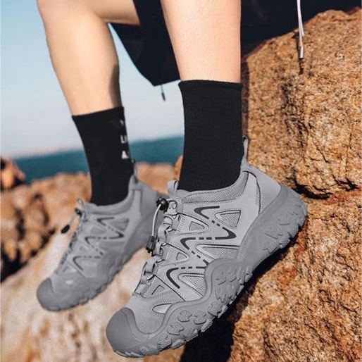 【🎁Dnešní 50% sleva - nenechte si ji ujít】Ergonomický design - nové outdoorové protiskluzové pánské turistické boty z roku 2025👞