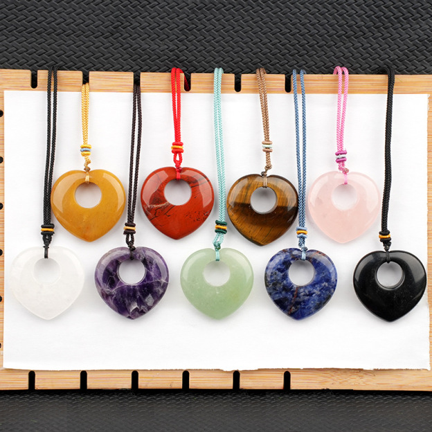 Natural Crystal Heart Stone Necklace, Love Heart Sweater Chain Pendant, Gemstone Heart Charm Long Necklace Gift Jewelry Accessory