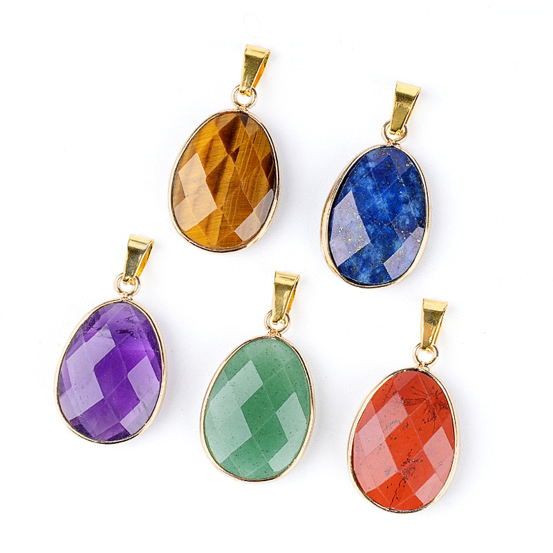 Elegant Oval-Shaped Crystal Pendant with Double Facet Copper Edge Necklace for Fashion