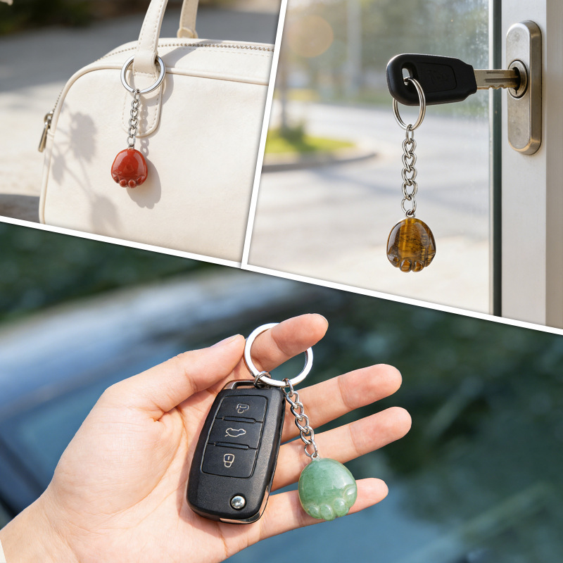 Natural Crystal Paw Keychain, Cute Stone Cat Paw Charm for Bag Decoration, Key Ring Accessory, DIY Pendant and Everyday Gift