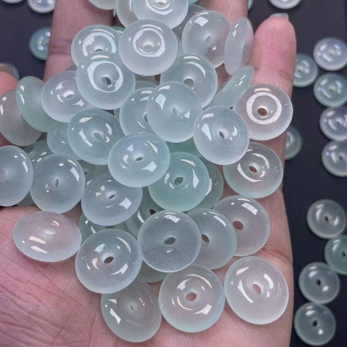 Natural Stone Mini Handbag Pendant, Agate Crystal Bag Charm for Necklace, DIY Jewelry Making or Decorative Display