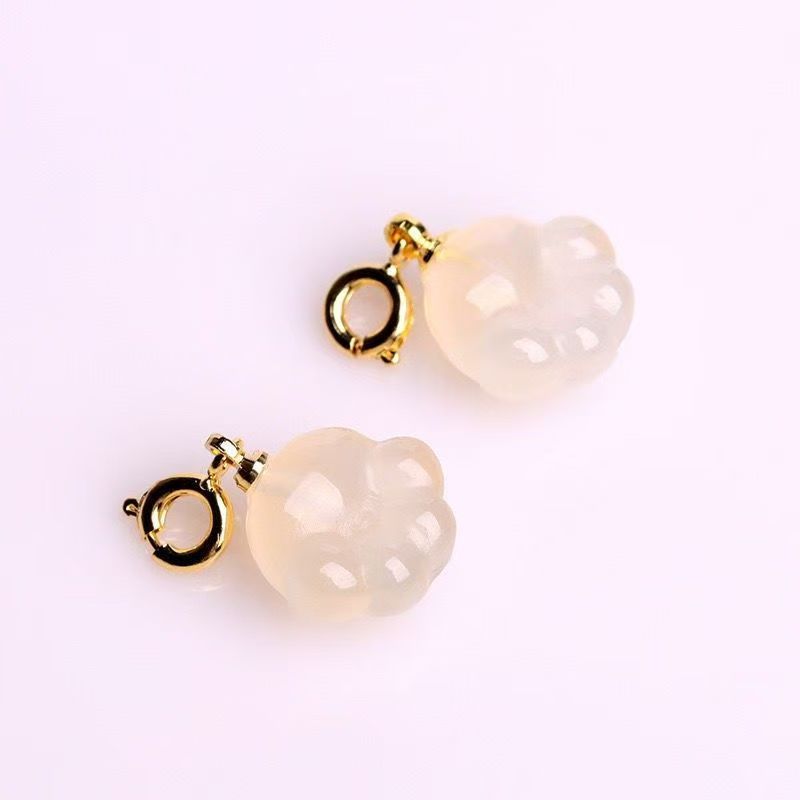 Natural White Agate Cat Paw Charm Pendant, Hand Carved Chalcedony DIY Jewelry Making Accessory, Cute Animal Paw Gemstone Pendant