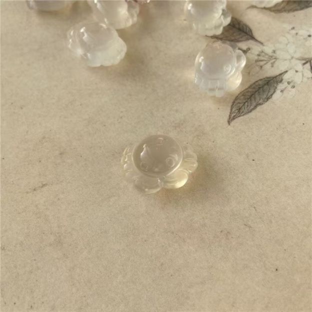 Natural Chalcedony Crab Pendant Cute Gemstone Charm DIY Bracelet Jewelry Supply26022109