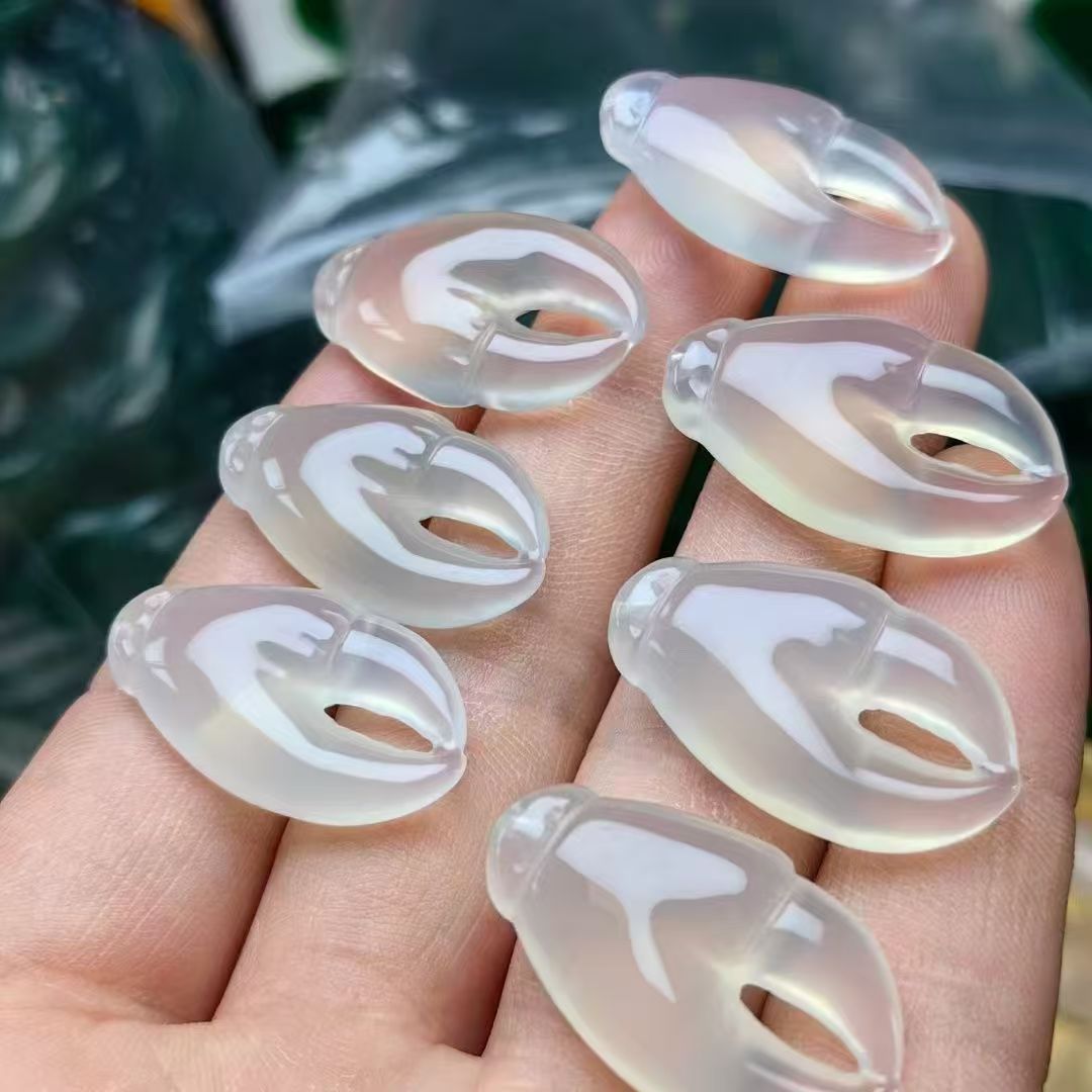 Natural White Agate Claw Pendant Chalcedony Carved Gemstone DIY Bracelet Jewelry Charm26022110