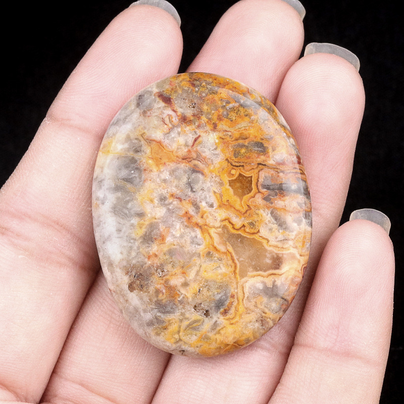 Natural Stone Oval Worry Thumb Stone Palm Relaxation Massage Pocket Stone Smooth Polished Oval Comfort Stone