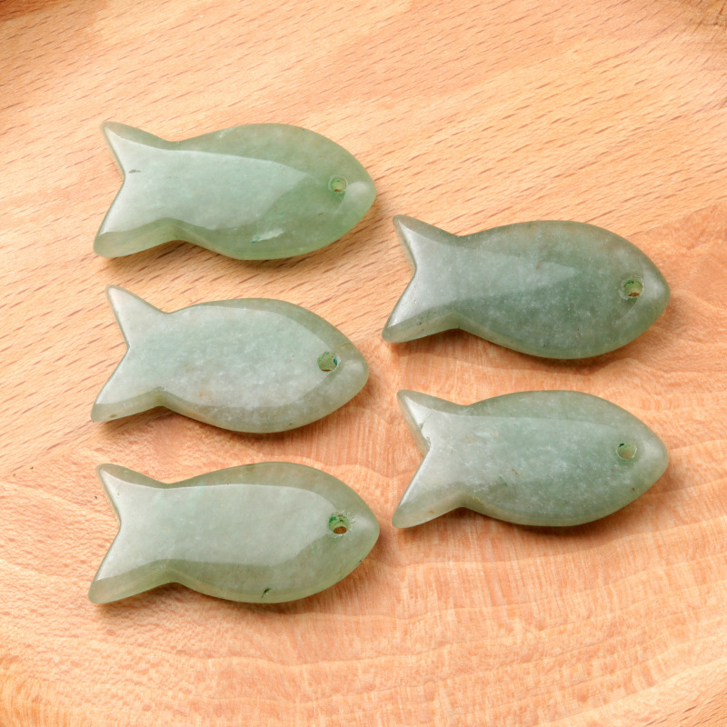 Natural Crystal Fish Pendant, Small Agate Animal Charm for DIY Necklace, Bag Charm, Keychain Accessory and Handmade Jewelry Making