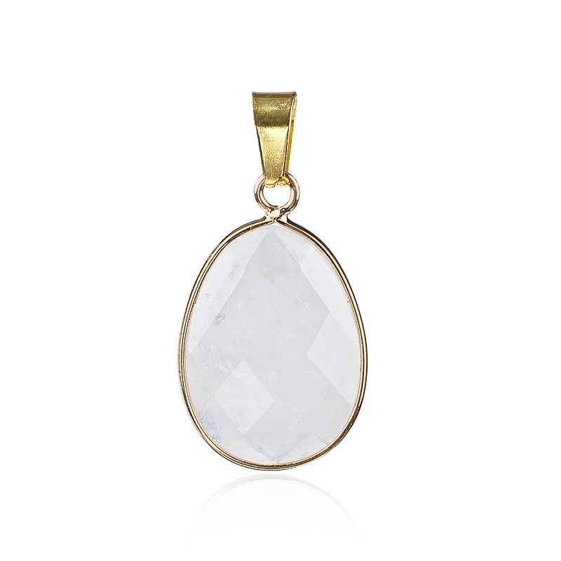 Elegant Oval-Shaped Crystal Pendant with Double Facet Copper Edge Necklace for Fashion