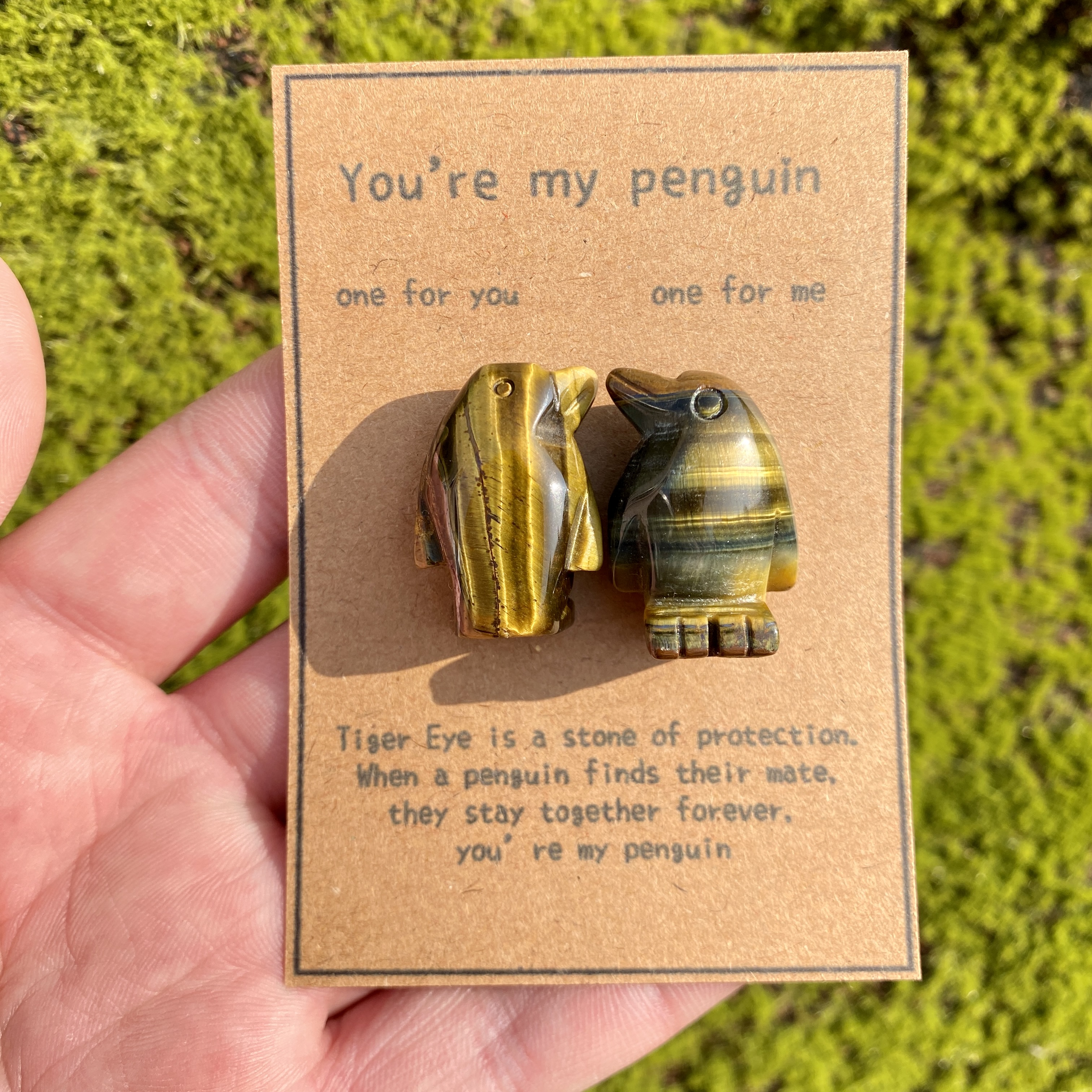 Crystal Rose Quartz Penguin Couple with Message Card, Hand-Carved Natural Gemstone Love Gift for Valentine’s Day, Anniversary, Wedding Keepsake