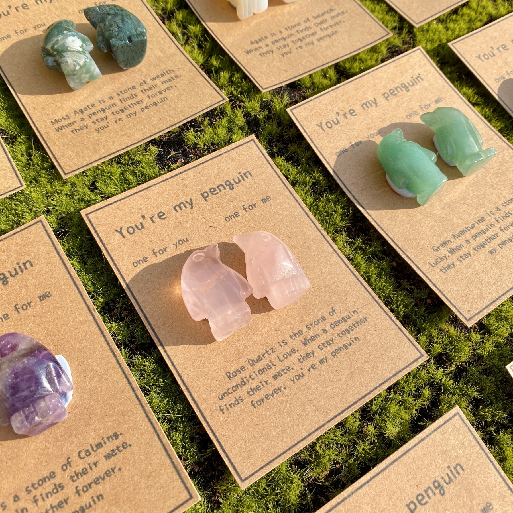 Crystal Rose Quartz Penguin Couple with Message Card, Hand-Carved Natural Gemstone Love Gift for Valentine’s Day, Anniversary, Wedding Keepsake