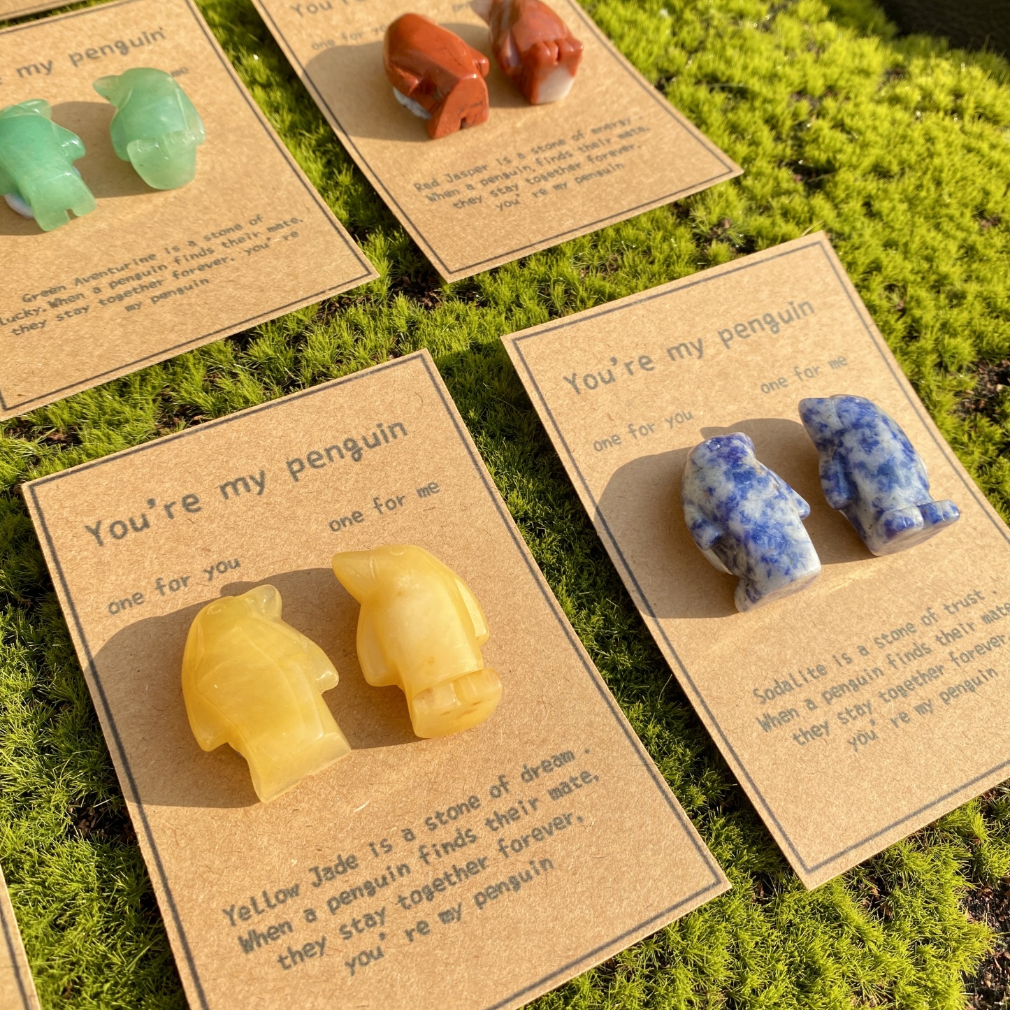 Crystal Rose Quartz Penguin Couple with Message Card, Hand-Carved Natural Gemstone Love Gift for Valentine’s Day, Anniversary, Wedding Keepsake